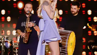 İrem Derici'den şok itiraf: 'Küfür yüzünden param bitti, iflasın eşiğindeyim!'