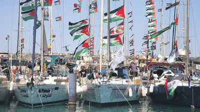 Girit Adası’na bırakıldılar! Küresel Sumud Filosu’ndaki Türklerin kurtuluş hikayesi