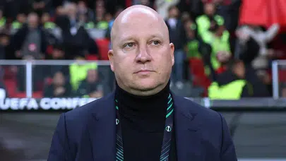 Beşiktaş'tan sürpriz hamle! Şampiyon hoca için resmi teklif yapıldı