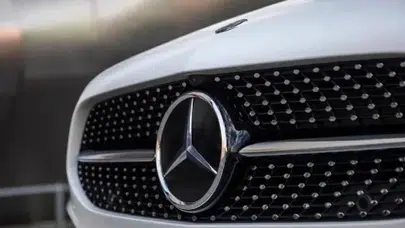 AMG tutkunlarına kötü haber! Mercedes-Benz 'kara ekran' sorunu için düğmeye bastı