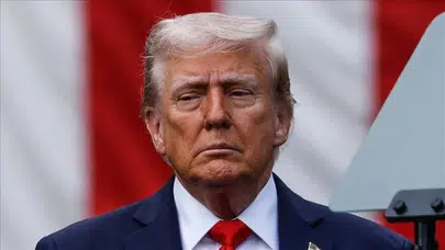 Trump’tan Küba için şok çıkış: 'Kıyıda görünmemiz bile teslim olmalarına yeter!'