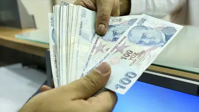Milyonlarca emekliye bayram müjdesi geldi: Hesaplar o tarihte dolacak!
