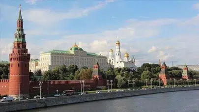 Kremlin'den 9 Mayıs karartması! Moskova'da mobil hayat durdu