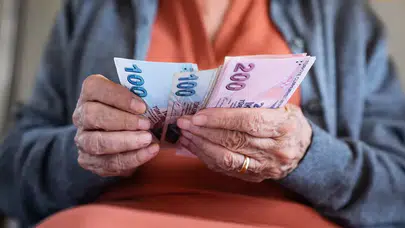 Emeklinin cüzdanı bayram edecek: Dev ödeme maratonu bugün resmen başladı!