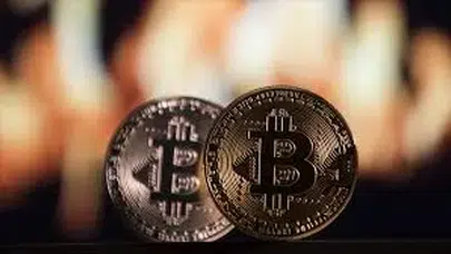 Kriptoda Nisan rekoru sonrası sert fren: Dev fonlardan milyonlarca dolar çekildi
