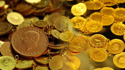 Altın piyasasında deprem! Gram altın bir günde sert çakıldı
