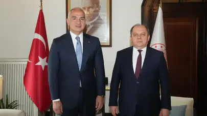 Milli iradenin kalbinde ortak değer vurgusu: Bakan Ersoy'dan Yargıtay Başkanı'na tarih turu!