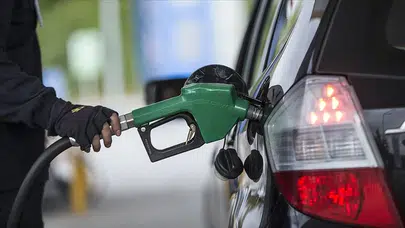 Motorinde indirim fırtınası: Tam 5,52 TL birden düştü!