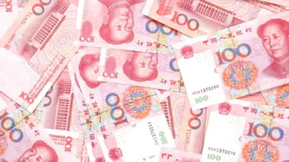 Çin yuanı dolar karşısında 3 yılın zirvesinde: 6,80 seviyesi aşıldı
