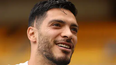 Premier League'in unutulmaz golcüsü geri döndü! Raúl Jiménez transferi gündem oldu