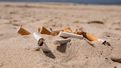 Türkiye'de ilk kez Antalya'da başlıyor: Yarından itibaren dumansız sahil dönemi!