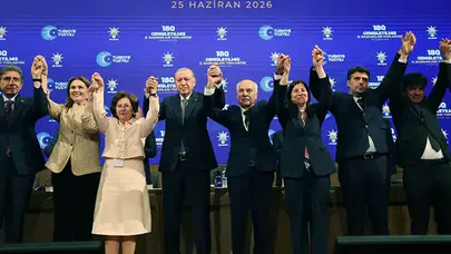 Üç belediye başkanı daha AK Parti'ye katıldı!