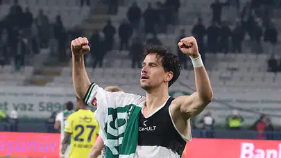 Konyaspor’da bir devir kapandı: Tecrübeli yıldızla yollar ayrıldı!