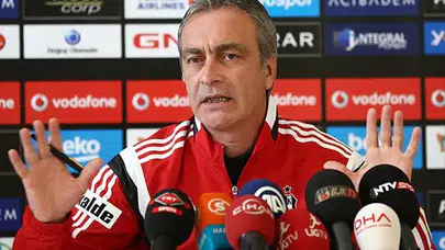 Benfica’dan Beşiktaş’a duvar: Yunan golcü için servet istiyorlar!