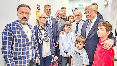 Bölgenin yeni sağlık merkezi: İncimercan Dent görkemli törenle hizmete açıldı