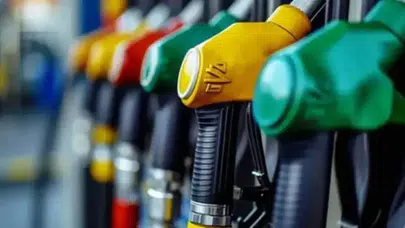 Brent petrol 93 Dolara geriledi! Akaryakıtta beklenen indirim pompaya yansıdı