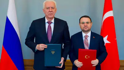 St. Petersburg'da imzalar atıldı: 'Can Dalton' Türkiye'nin iade listesinde!