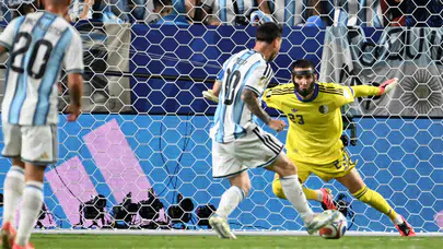 Zidane tribünde yıkıldı, Messi sahada coştu: Dünya Kupası’nda geceye damga vuran anlar!