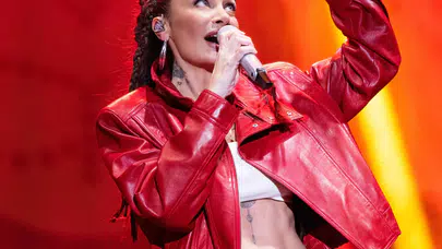 Milyon Fest Kapadokya’ya Sıla damgası: Şarkılarıyla geceyi aydınlattı