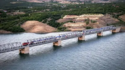Tek bir cıvatası bile yok! Türkiye’nin 40 yıllık dev köprüsü zamana meydan okuyor
