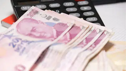 Milyonlarca kişiye vergi müjdesi! Faizler düştü, 72 ay taksit geldi