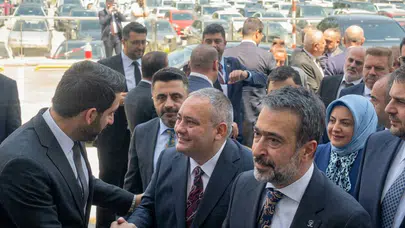 AK Parti'ye yeni katılımlar! Belediye başkanları AK Parti Genel Merkezi'nde