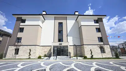 TOKİ’den 64 ilde kurasız ev müjdesi! Bakan Kurum ilk görüntüleri paylaştı