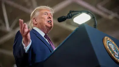 Trump'tan rest: 'İran, Hürmüz'den geçişlerde para alırsa müzakereler sona erer!'