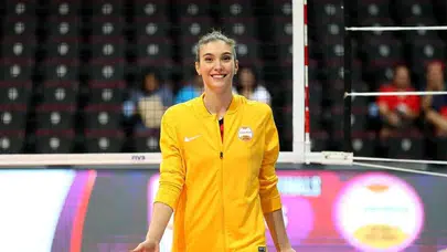 Efsane geri döndü: Naz Aydemir Akyol VakıfBank’ta!