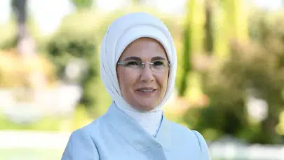 Emine Erdoğan'dan koruyucu ailelere teşekkür: Gönül kahramanları