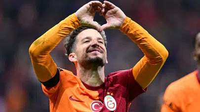 Okan Buruk bizzat devreye girdi! Dries Mertens’ten Galatasaray’a sürpriz cevap