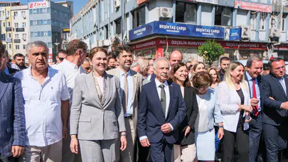 Alkışlarla karşılandı! CHP'li Belediye Başkanı Özcan törenle AK Parti'de