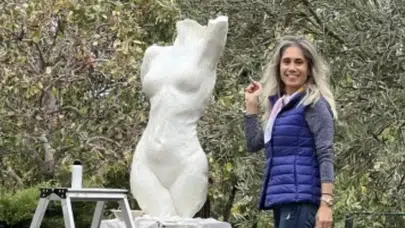Damla Güdemez’in Yansımalar adlı kişisel sergisi açıldı