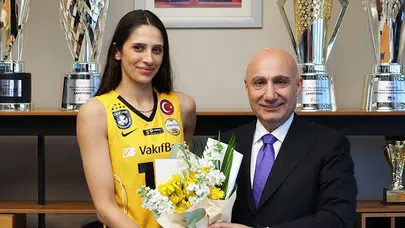 3 kupalı sezonun ardından şok veda! VakıfBank’ta Derya Cebecioğlu dönemi bitti