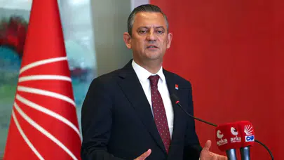 Özgür Özel'den yeni parti açıklaması: Baskın seçime hazır olmak zorundayız!