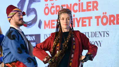 174 ülkeden 188 bin başvuru! Türkiye Bursları ile binlerce gönül elçisi mezun oldu