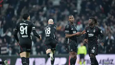 Beşiktaş’ta kamp öncesi sıcak gelişme: Italiano raporunu yönetime sundu!