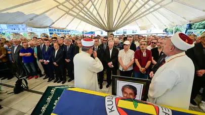 Kızıltoprak’ta duygu dolu anlar: Fenerbahçeli eski yönetici toprağa verildi