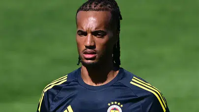 Fenerbahçe'de sol bek operasyonu: Archie Brown giderse dünya yıldızı geliyor!