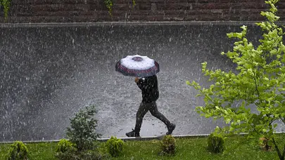 Meteoroloji alarmı çaldı! Sağanak kapıda: İşte risk altındaki o iller