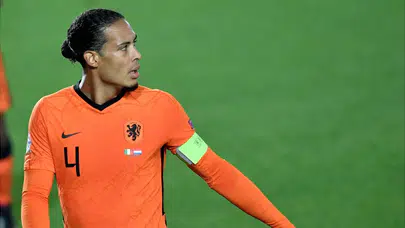 Dünya Kupası'nda parlayan yıldız Süper Lig yolunda! Van Dijk detayı...