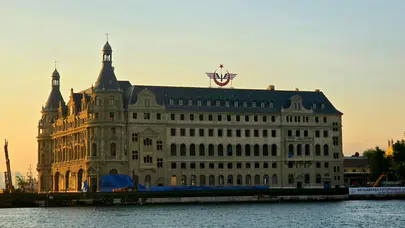 İstanbul’un kalbinde büyük dönüşüm: Haydarpaşa garı eski ihtişamına dönüyor