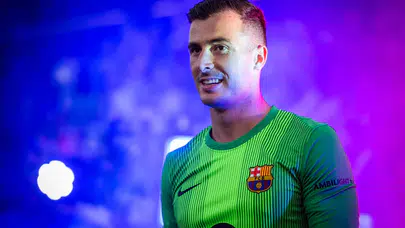 Barcelona'dan Panathinaikos'a! İspanyol kaleci Iñaki Peña'nın yeni adresi belli oldu