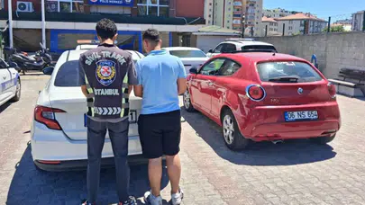 Kavşakta feci son! Emekli komiserin motosikleti kamyonun altına saplandı