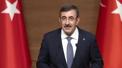 Cevdet Yılmaz: 'Küresel risklere rağmen ekonomi direnç gösteriyor'