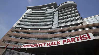 CHP'de Antalya ve Kayseri il başkanları görevden alındı!
