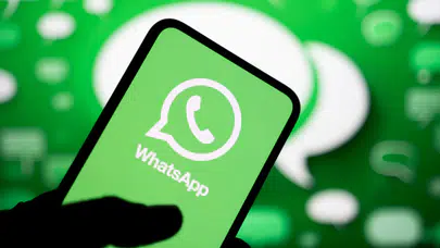 Yeşil logodan sıkılanlara müjde: WhatsApp plus Türkiye fiyatı ve özellikleri belli oldu