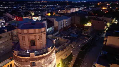Edirne’de tarihi an! Makedonya Eski Saat Kulesi kapılarını açtı!