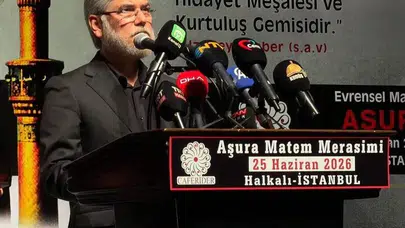 İranlı Bakan İstanbul’daki Aşura matemine katıldı