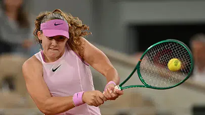 Roland Garros’ta dev eşleşme: Andreeva ve Kostyuk yarı finalde kozlarını paylaşacak!